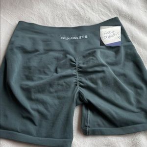 Amplify Shorts size Large